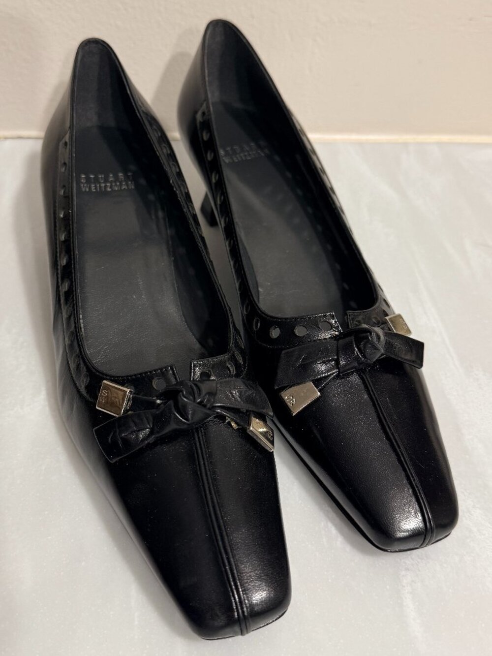Stuart Weitzman Black Leather Square Toe Kitten Heel Pumps size 8